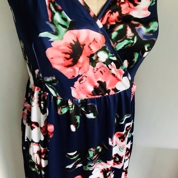 Boho Navy Blue Floral Maxi Dress Surplice Chest Faux Wrap Spaghetti Strap NWT S - Picture 3 of 12